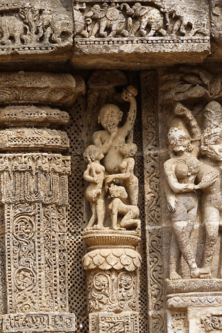 Konarak-Temple du soleil-077